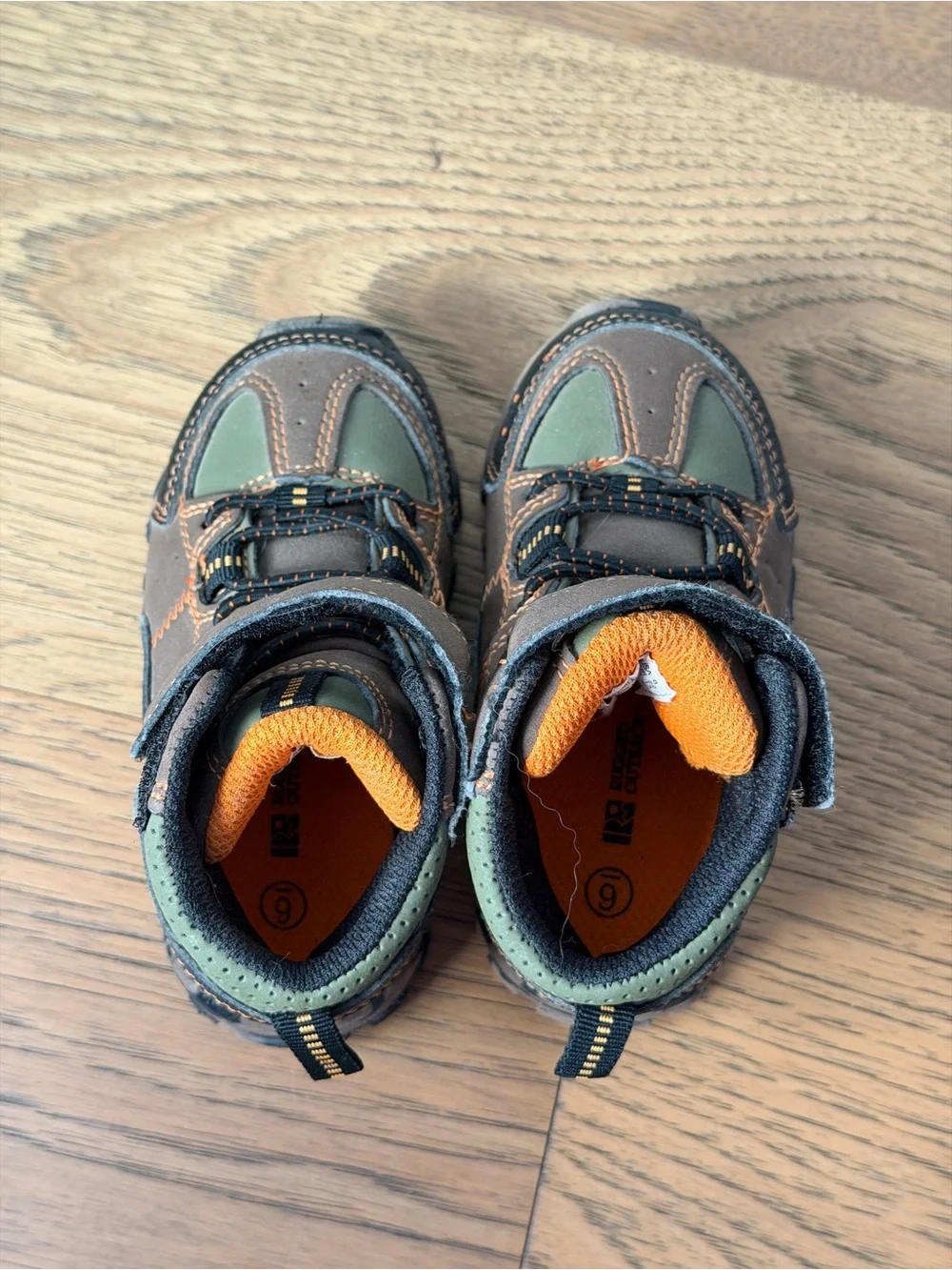 Rugged Outback rugged brown